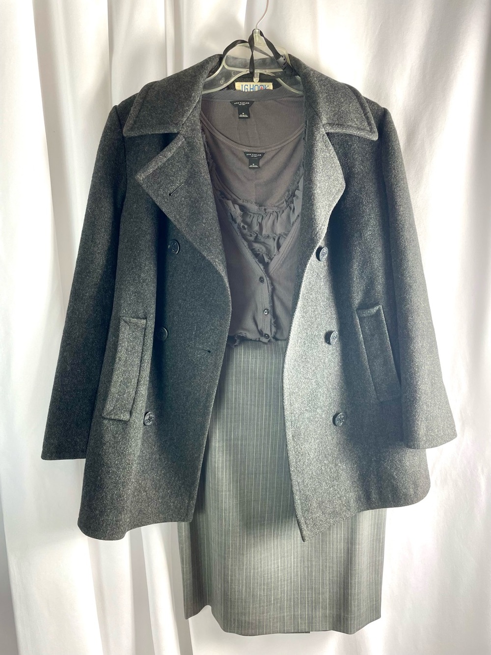 Vintage 70s/80s Classic Charcoal Gray Double-Breasted Wool Peacoat